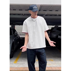 灰色