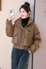 2023年冬季新款现货免洗柔软皮加厚立领面包服韩版小个子羽绒服，女装羽绒服，火爆靓佳人