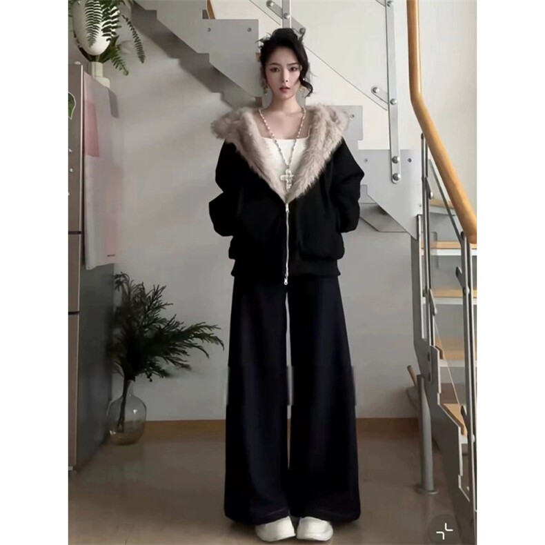 [网图]座山雕毛领冬季棉服女夹棉加厚外套5D4092-TP100178,男装棉衣,电商A102
