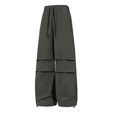 军绿色