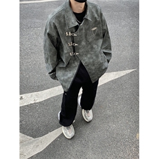 黑灰色