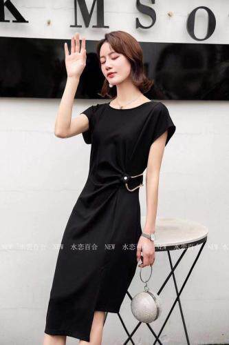 夏装新款连衣裙，女装连衣裙，水恋百合