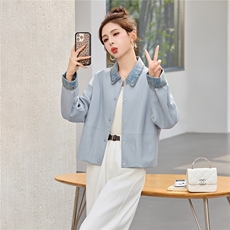 现货外套女2026新款春拼接牛仔简约翻领软皮衣夹克上衣女装PU，女装皮衣，依万里