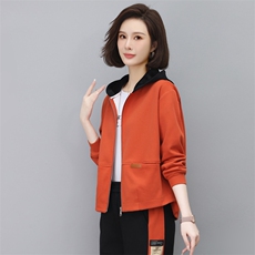 卫衣运动女2024新款品牌休闲小个子穿搭一整套春秋妈妈，女装短外套，依恋蒂丝