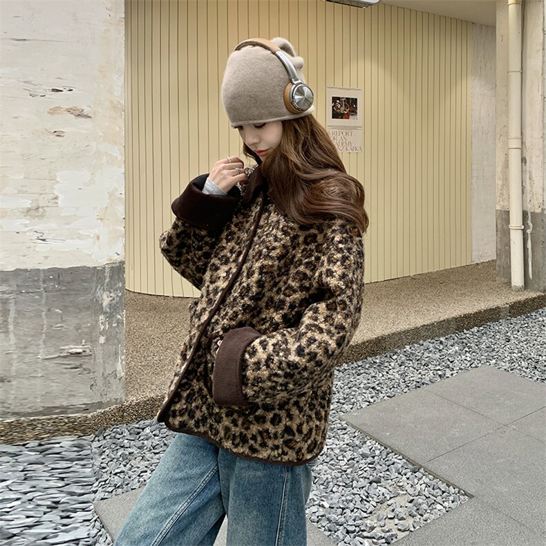灯芯绒翻领拼接豹纹羊羔毛皮毛一体外套女秋冬2024新款机车服棉服,女装羊羔毛/颗粒绒,浙宝069