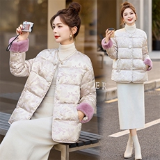 复古提花国风羽绒服女2024冬季新款气质小香风毛毛拼接白鸭绒外套，女装羽绒服，润尚靓点