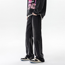 黑色