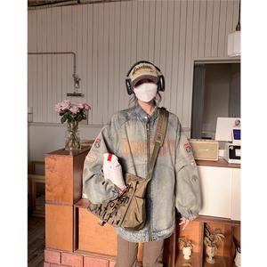 机车风牛仔外套男水洗做旧潮刺绣宽松复古高街夹克上衣HH8899P70,男生长袖条纹衬衫搭配图片