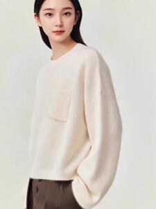 2025秋冬百搭时尚简约斜兜同款舒适百搭上衣,义乌马拉松穿搭女微胖图片