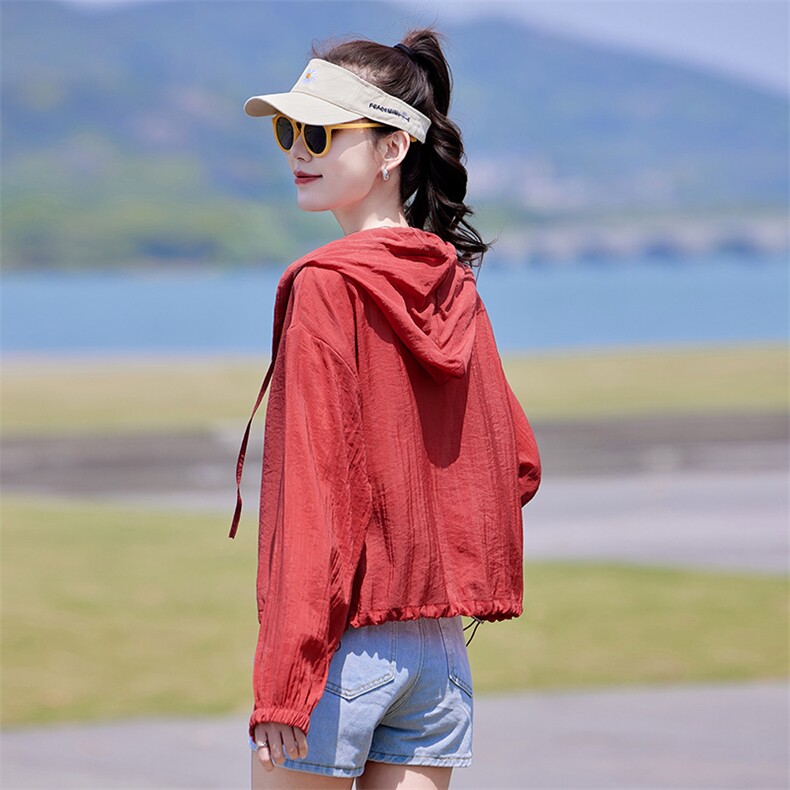衣女新款薄款透气轻薄连帽开衫多巴胺外穿通勤外套女2026夏季外套,女装防晒衣,靓衣阁