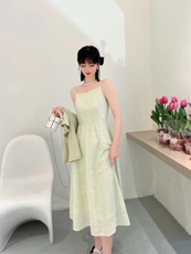 2022年春夏新款连衣裙，女装连衣裙，韩伊雪