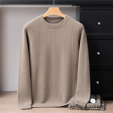 2025年秋季长袖7针加厚插肩扭花圆领时尚百搭，男装针织衫/毛衣，戎禾素