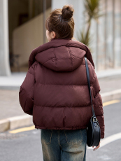 白鹅绒羽绒服女短款小个子冬季2024新款高级感超好看加厚高端，女装羽绒服，美沁