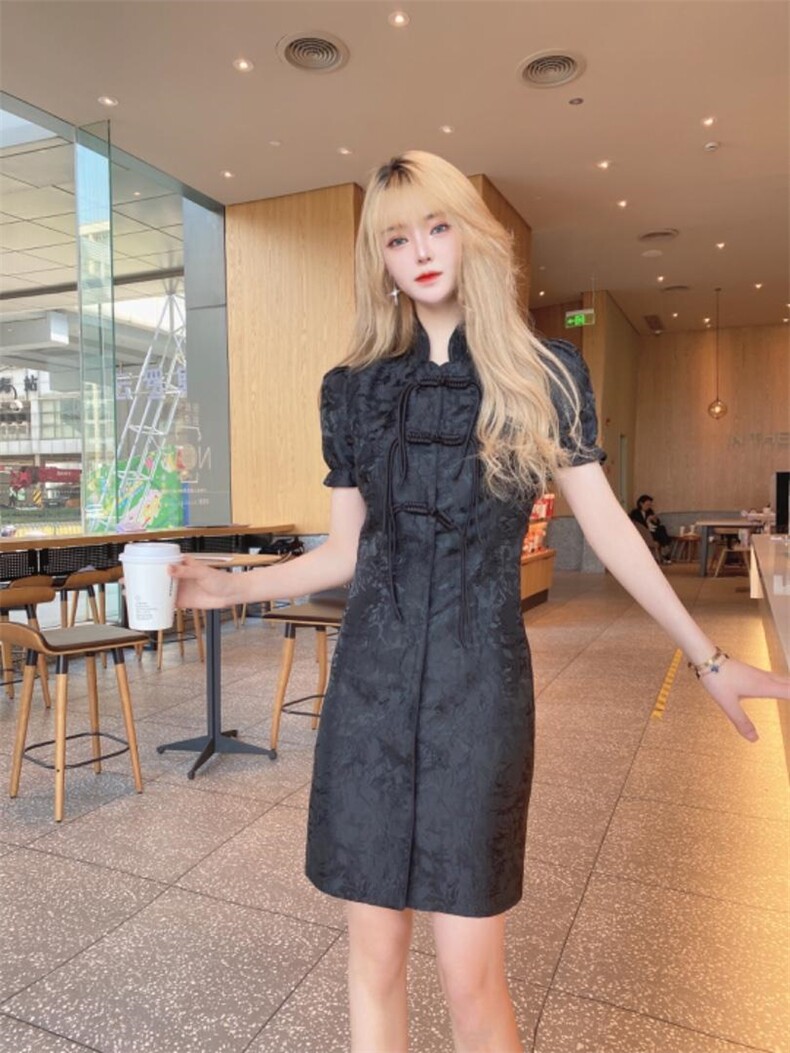 夏季新款连衣裙，女装连衣裙，时尚名门