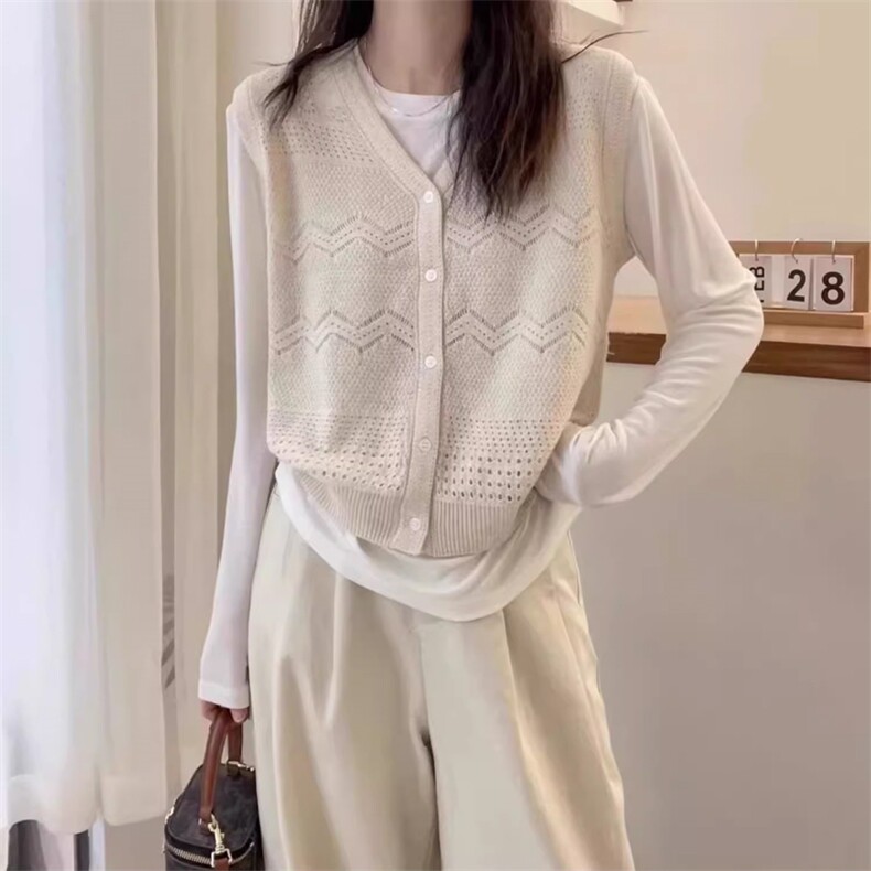 2025年秋季时尚百搭通勤简约时尚镂空马甲，女装马甲，鹿一羊绒