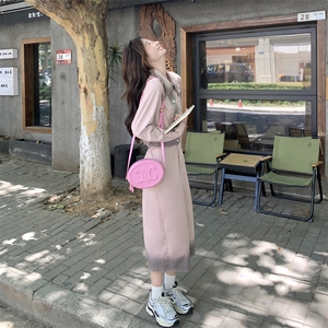 今年流行超好看渐变粉色牛仔衬衫半身裙女初秋2025新款绝美套装裙图片