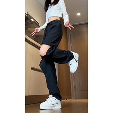 藏青色