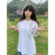 白色