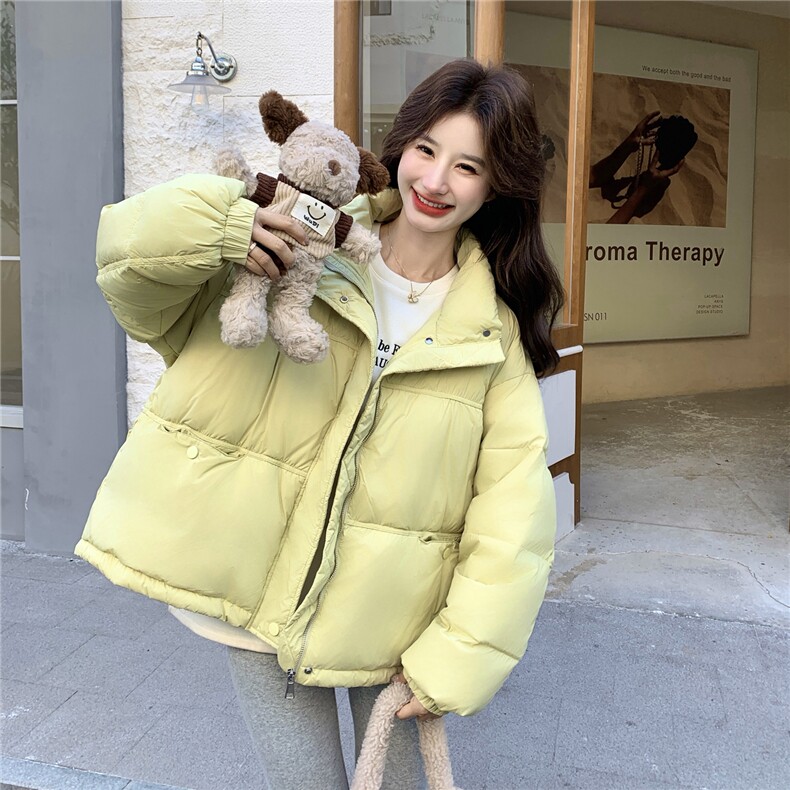 现货2025冬季新款25120-P265-K398简约立领绿色50羽绒服，女装羽绒服，浙宝128（原290）