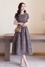 气质优雅圆领收腰显瘦年轻减龄潮流舒适连衣裙，女装连衣裙，鑫思依格