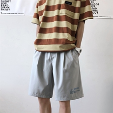 浅灰色
