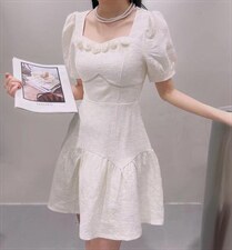 辛苦提花面料短款连衣裙，女装连衣裙，得到THETHAT