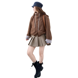 焦糖色设计款抽绳连帽短款外套女2025秋季新款慵懒高级感宽松外套图片