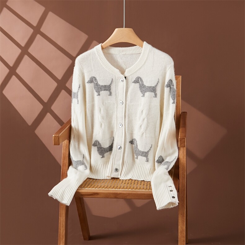 HE|卡通狗狗图案加厚baby山羊绒针织开衫女圆领毛衣宽松外套，女装针织衫/毛衣，朵沐纯羊绒