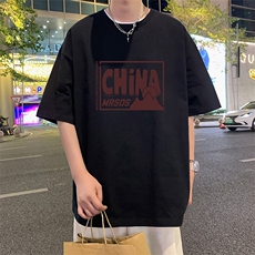 黑色