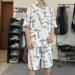 美式沙滩翻领泼墨短袖衬衫男夏季短袖短裤两件套设计感TZ103-P43图片
