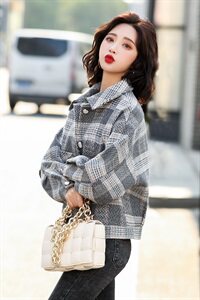 毛呢外套女短款2021秋冬新款赫本风格子呢子小个子韩版冬季外套图片