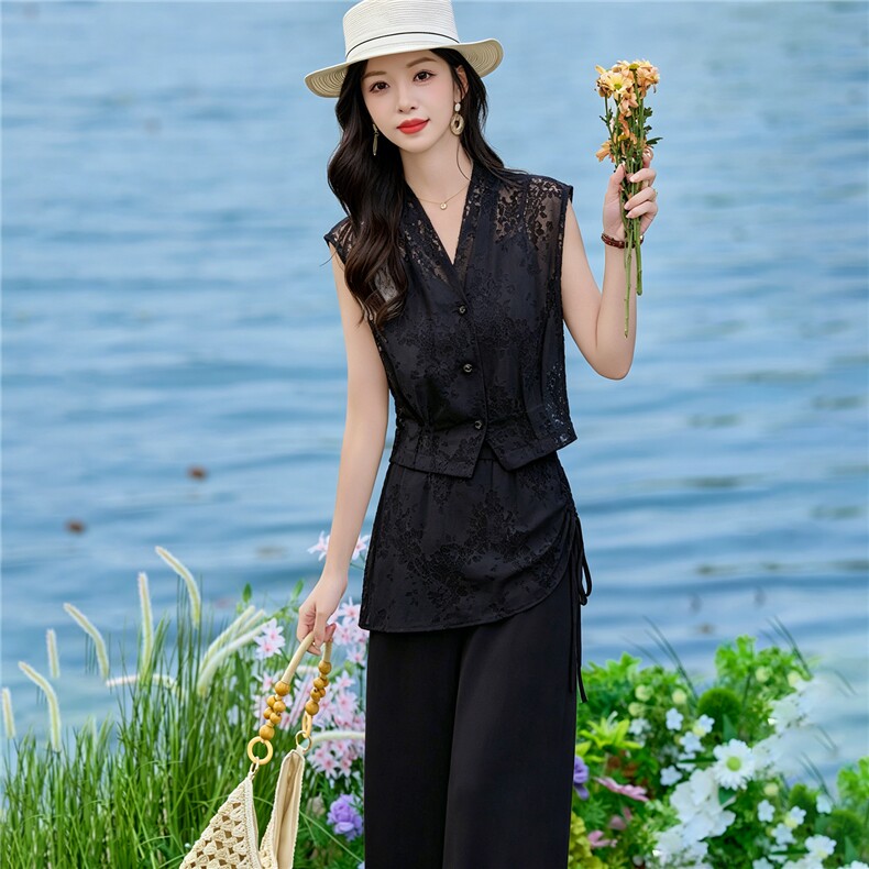 （新款现货）2026夏装潮流V领蕾丝上衣+屁帘棉麻阔腿裤套装两件套,女装套装/套裙,印象茜