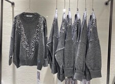 小众设计亮片毛衣，女装针织衫/毛衣，艾蔚儿