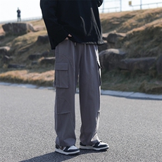 灰色