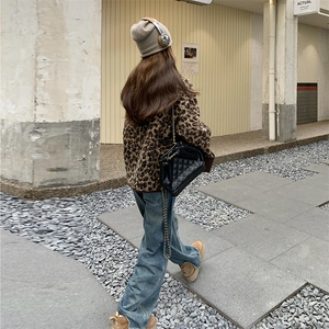 灯芯绒拼接豹纹羊羔毛短外套女秋冬2024新款潮宽松小个子爆款棉衣图片