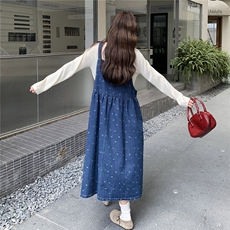 休闲T恤碎花牛仔背带连衣裙套装女春秋季2025新款学院风减龄裙子，女装套装/套裙，2C057