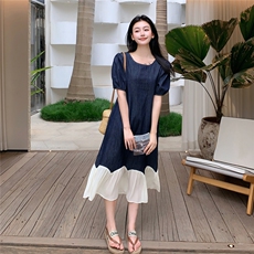 深蓝色复古圆领泡泡袖牛仔连衣裙女2025夏季新款设计感撞色A字裙，女装连衣裙，2C057