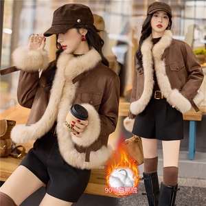 现货《鹅绒服》2025年冬季新款气质高品质皮衣皮草短外套加厚图片