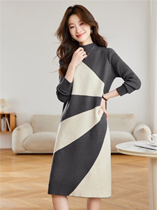 2025黑白撞色针织连衣裙女秋冬新款半高领气质显瘦配大衣裙子图片