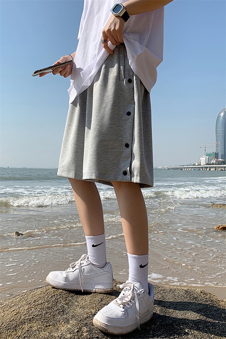 2021夏季主推港风休闲短裤男五分短裤海边外景图DS-C407-DK02-P30,男装休闲裤,电商C323-1