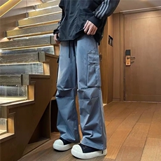 灰色