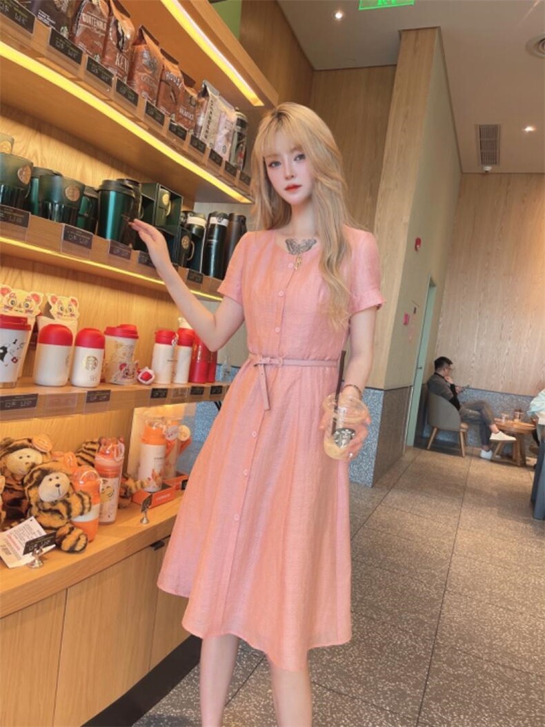 新款连衣裙，女装连衣裙，时尚名门