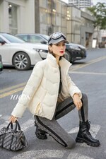 羽绒服，女装羽绒服，红火丹妮