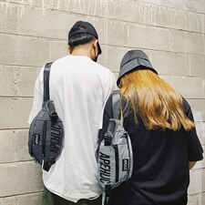 爆大容量单肩包潮酷反光腰包字母手提包男运动休闲斜挎包，鞋类箱包男包，星座510A-2