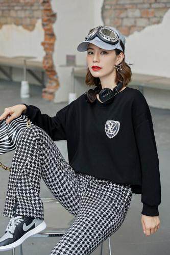 秋装己上新哦欢迎亲们选购，其它，依诗轩