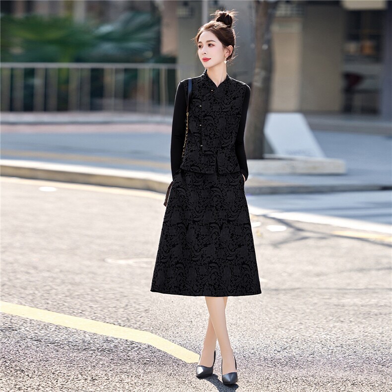 2026年春季新款女装时尚气质新中式提花三件套婚礼红色晚宴会礼服,女装套装/套裙,关键词