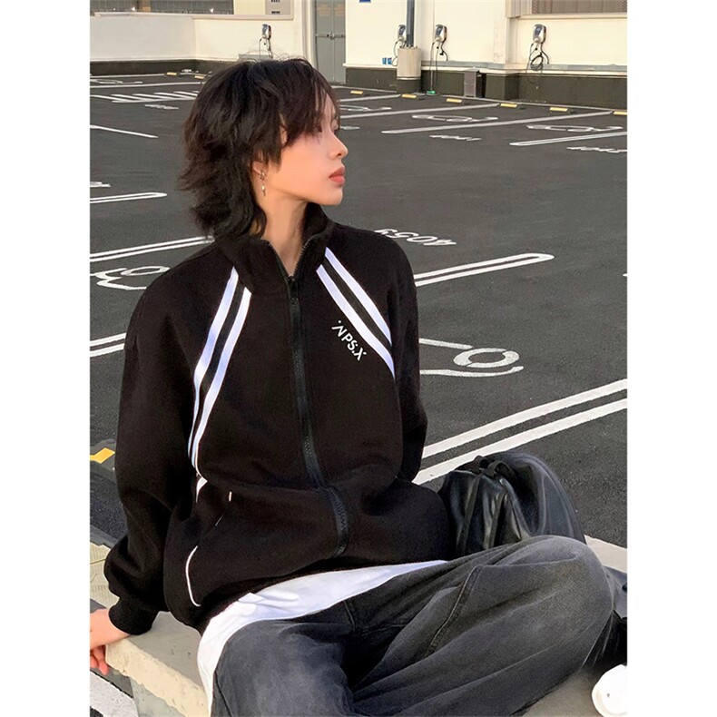 抖音得物高品质秋冬美式重磅结构织带撞色立领印花卫衣外套AW7004,女装短外套,电商A443