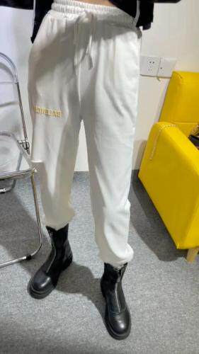 割破卫裤现货。黑白灰三色，女装休闲裤，欧妮卡蒂蔓