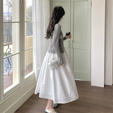 韩系温柔风白色吊带连衣裙女2025春秋新款气质针织开衫，女装连衣裙，维壹
