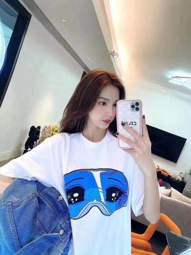 时尚简单短袖T恤，女装T恤，简单小珍